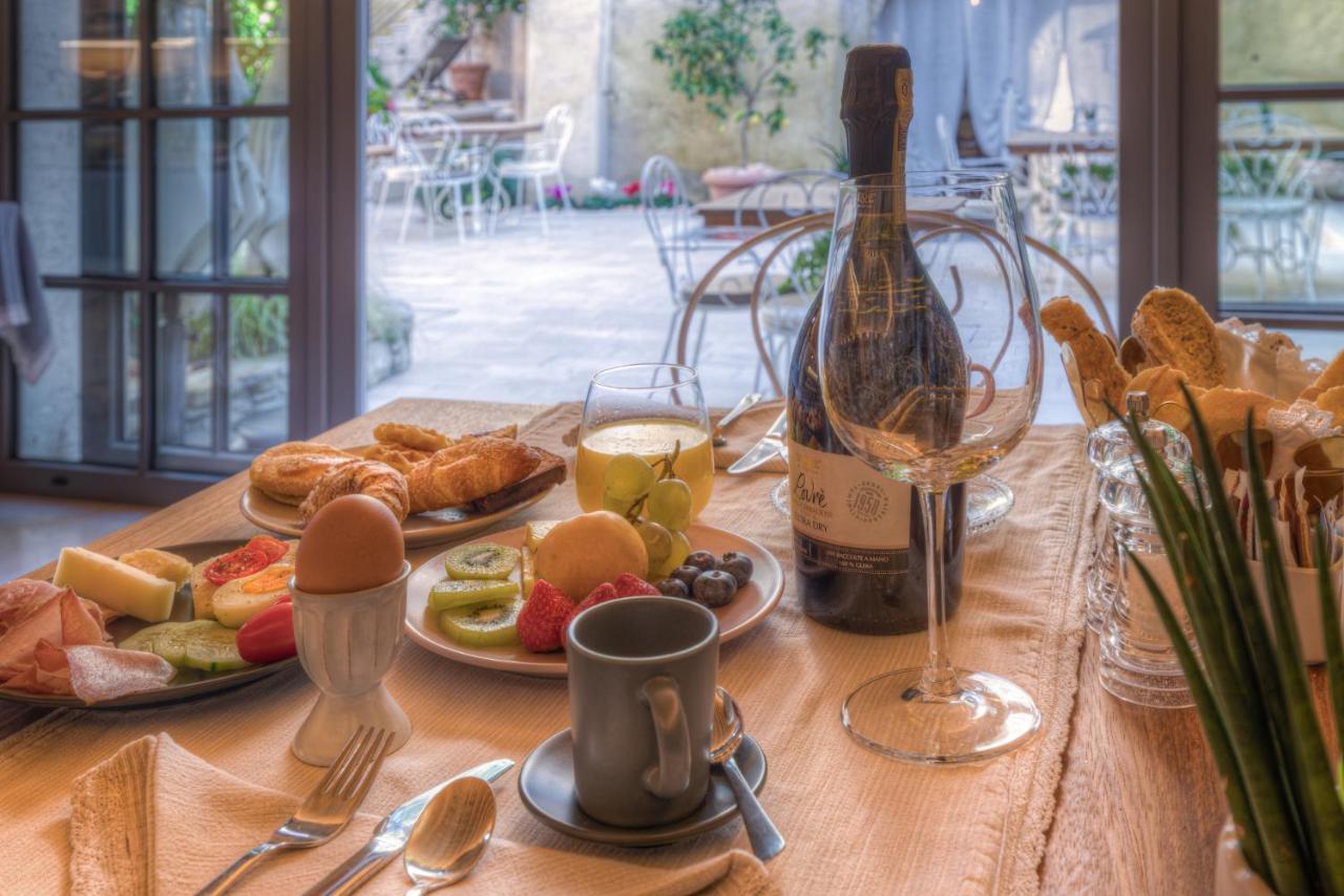 Alojamento de Acomodação e Pequeno-almoço Corte Alma And Luxury Gargnano